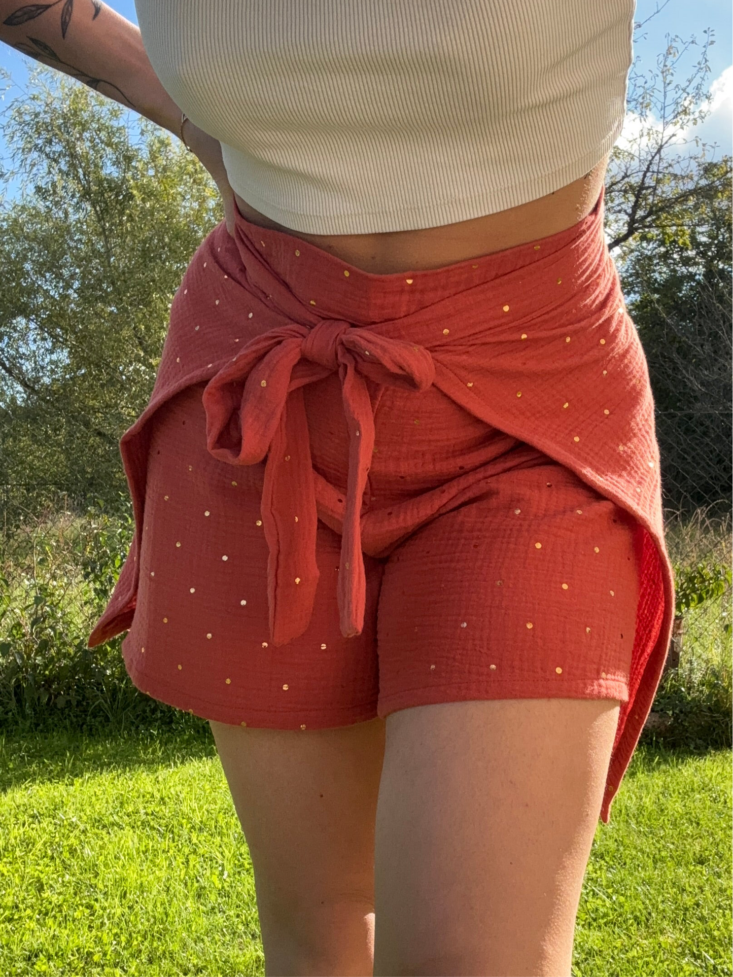 Short terracotta