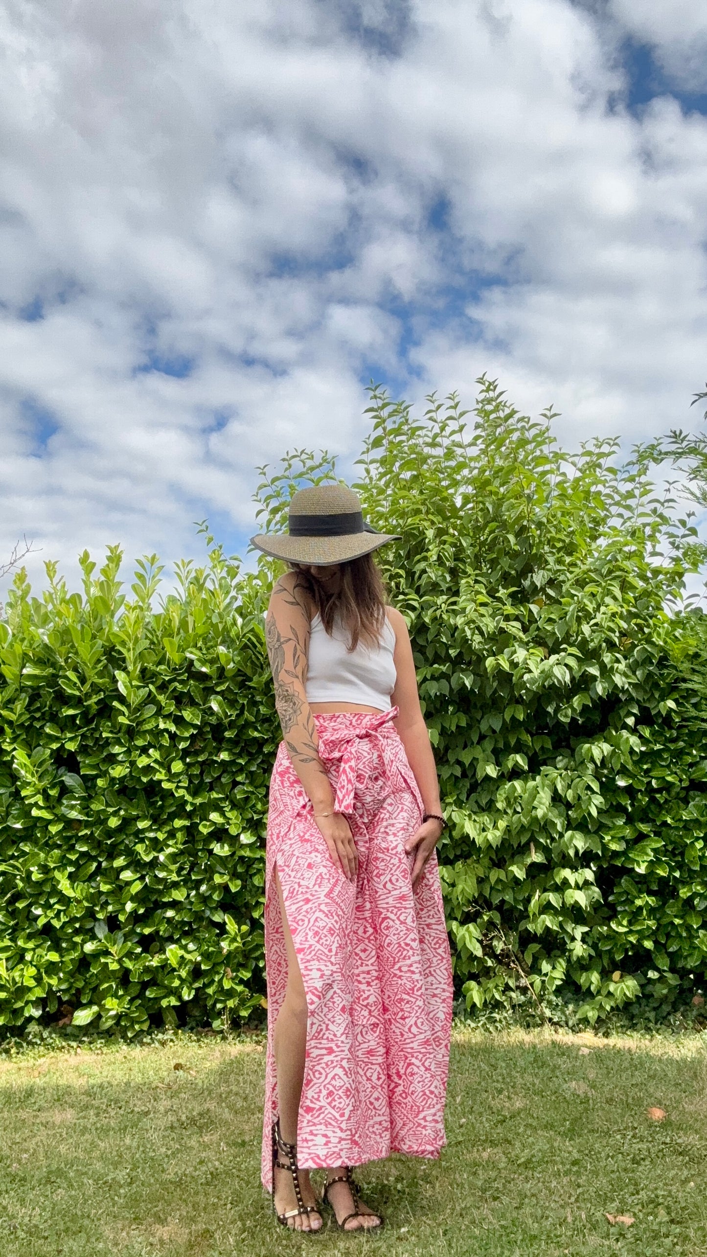 Pantalon à motif rose